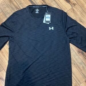 Under Armor breathable long sleeve shirt